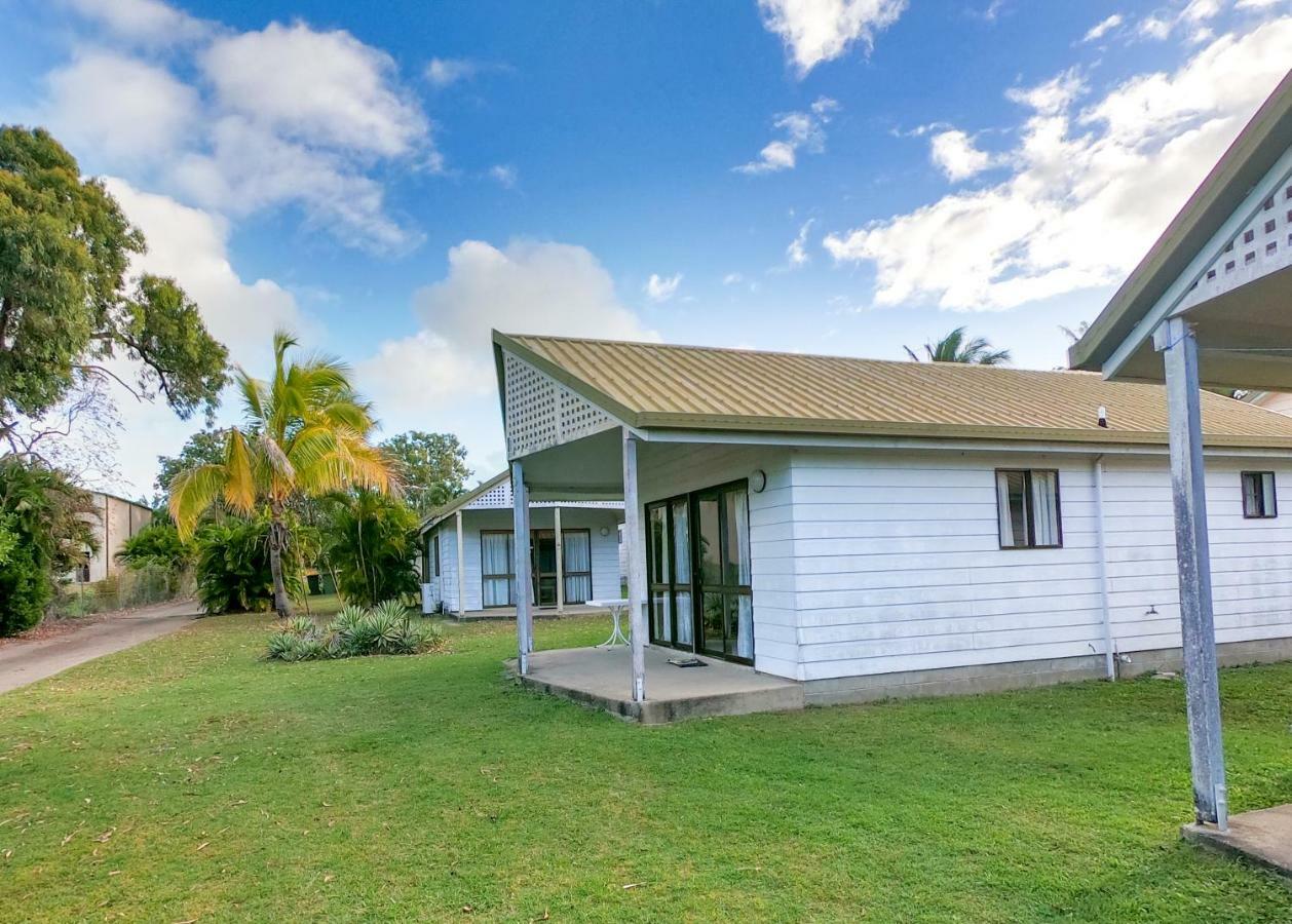 Halliday Bay Resort Seaforth Exterior photo